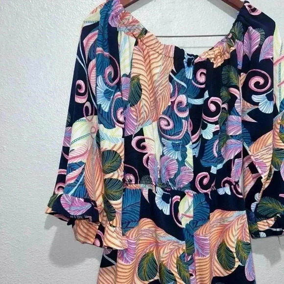 Be by Cheetah B / Off The Shoulder Floral Romper Ruffle Hem / Size 8! - Picture 6 of 14